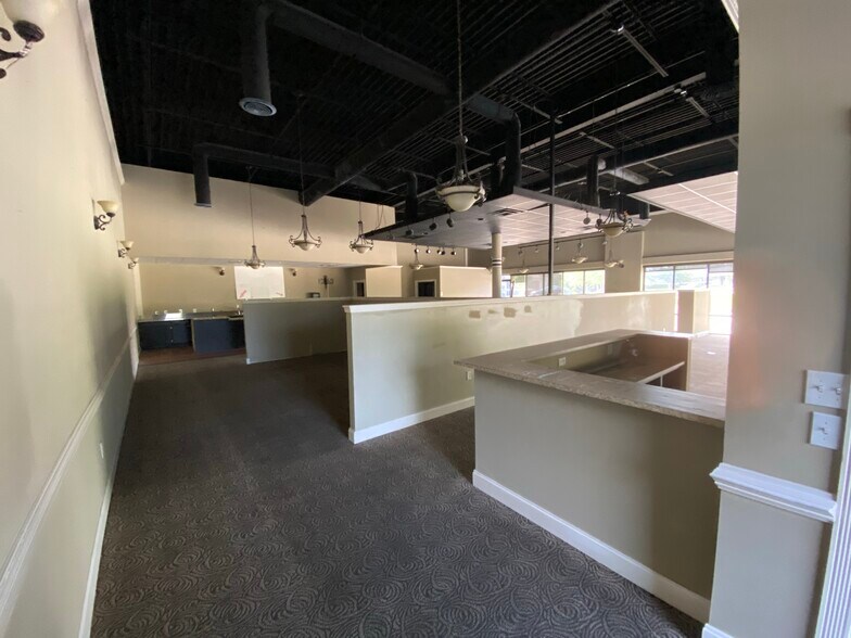 More Photos Of 150 Athens Hwy, Loganville Storefront For Lease