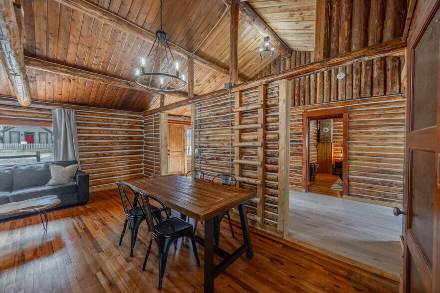 More Photos Of 631 N Silver St, Lake City Hotel For Sale