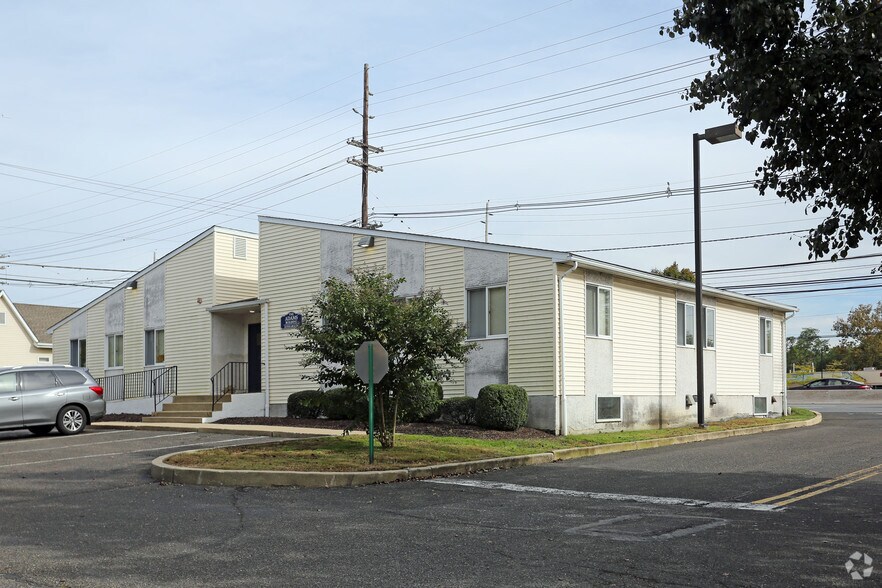 More Photos Of 101 Rt 130, Cinnaminson Unknown For Lease