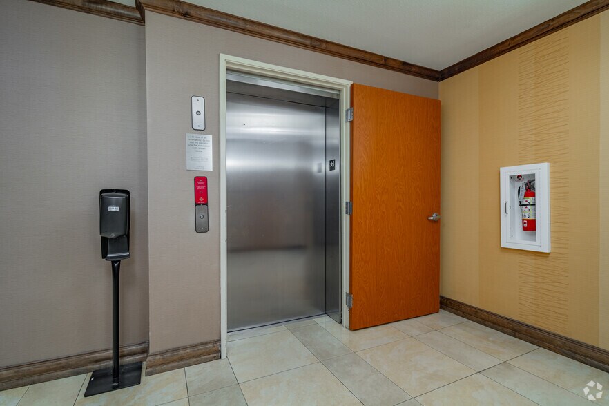 More Photos Of 4026 Wiseman Blvd, San Antonio Hotel For Sale