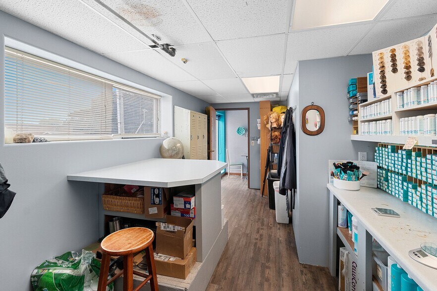 More Photos Of 1604 Washington St, Two Rivers Storefront For Sale