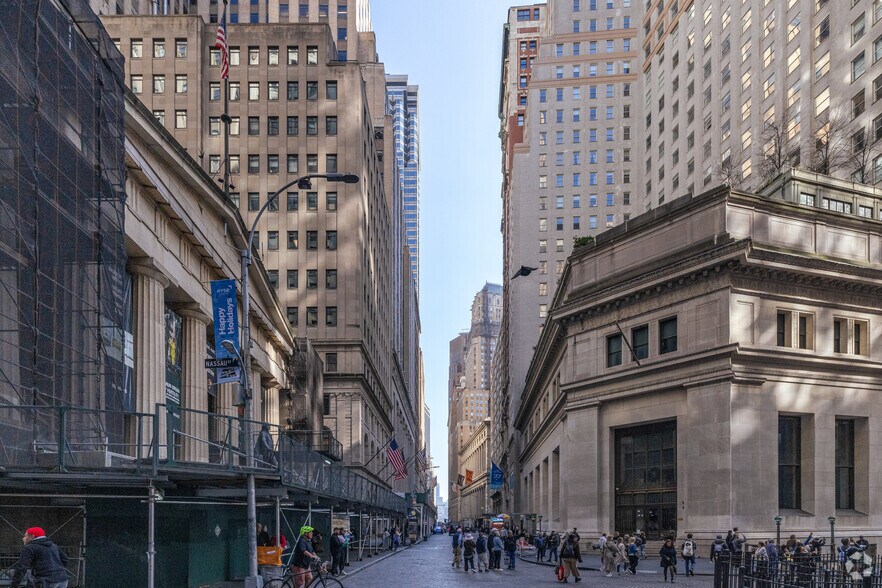 More Photos Of 30 Wall St, New York Office For Lease
