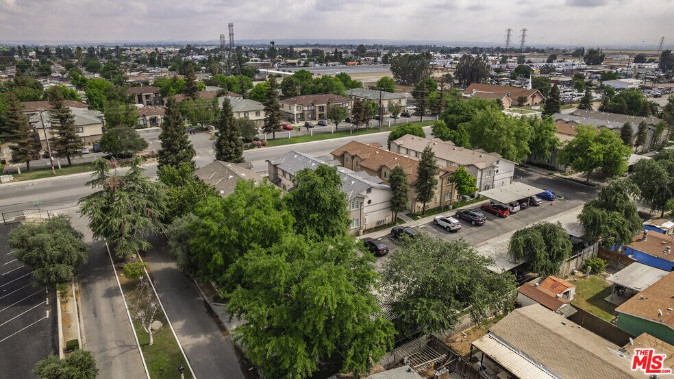 More Photos Of 331 Pacheco Rd, Bakersfield Apartments For Sale