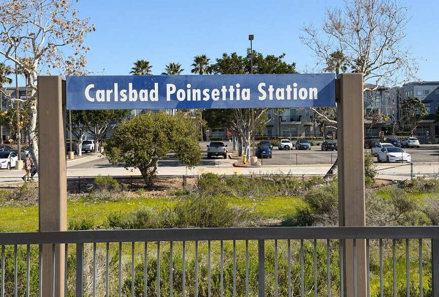 More Photos Of 6801 Embarcadero Ln, Carlsbad Apartments For Sale