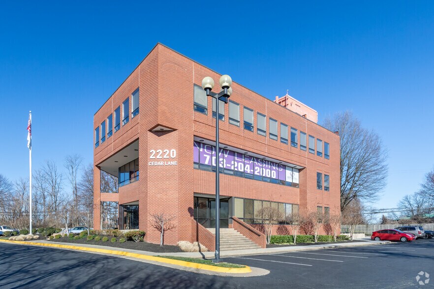 Primary Photo Of 2220 Cedar Ln, Vienna Office For Lease