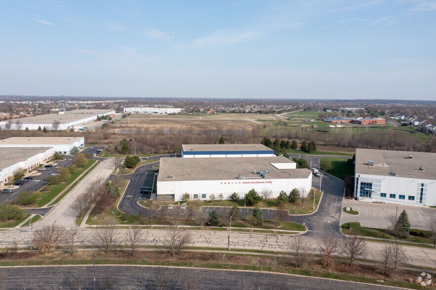 More Photos Of 4 Northpoint Ct, Bolingbrook Warehouse For Lease