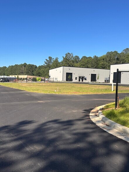 More Photos Of 701 Industrial Park Drive Dr, Evans Light Distribution For Lease