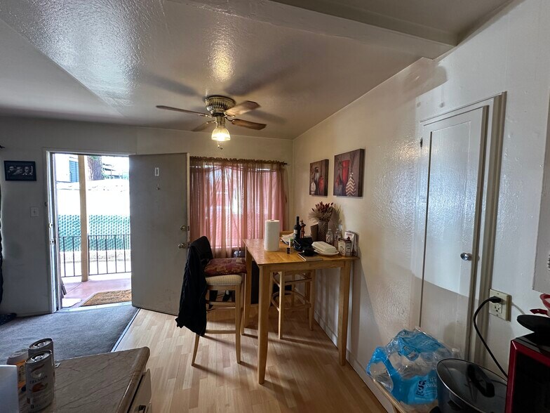 More Photos Of 2550 35th Ave, Oakland Apartments For Sale