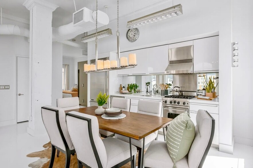 More Photos Of 6253 Hollywood Blvd, Los Angeles Apartments For Sale