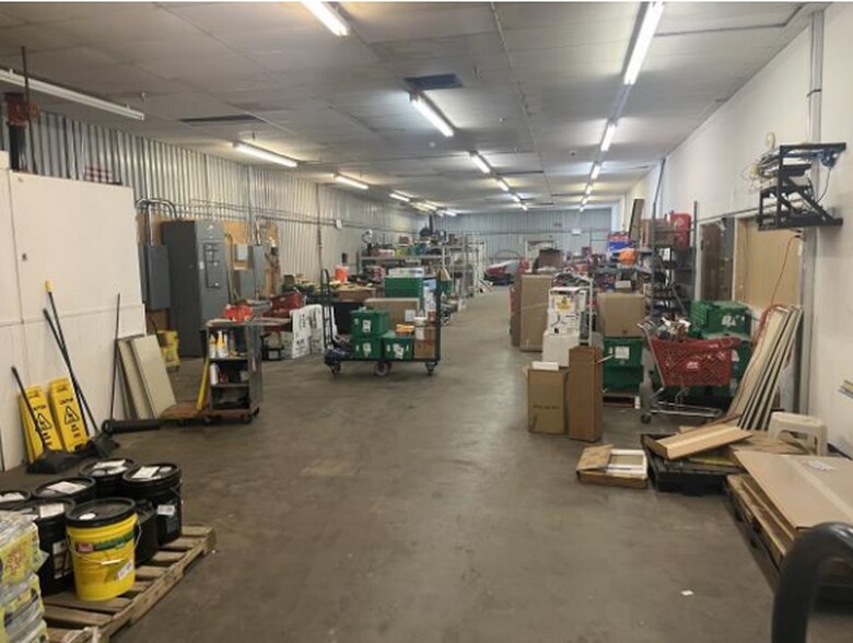 More Photos Of 1350 W Main St, Sterling Freestanding For Sale