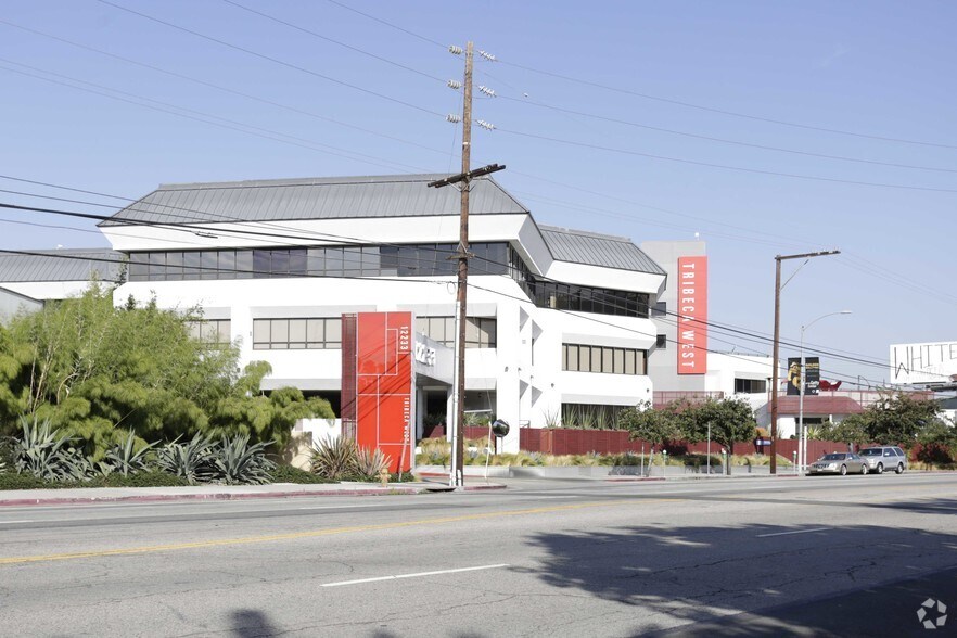 More Photos Of 12233 W Olympic Blvd, Los Angeles Loft Creative Space For Lease