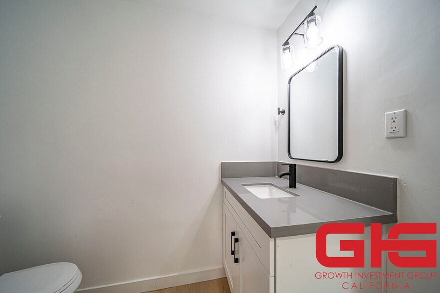 More Photos Of 425 N Raymond Ave, Pasadena Apartments For Sale