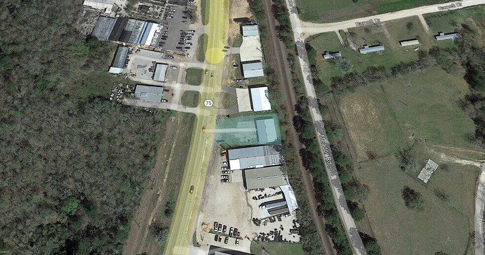 Primary Photo Of 11130 N Highway 75, Willis Light Distribution For Sale