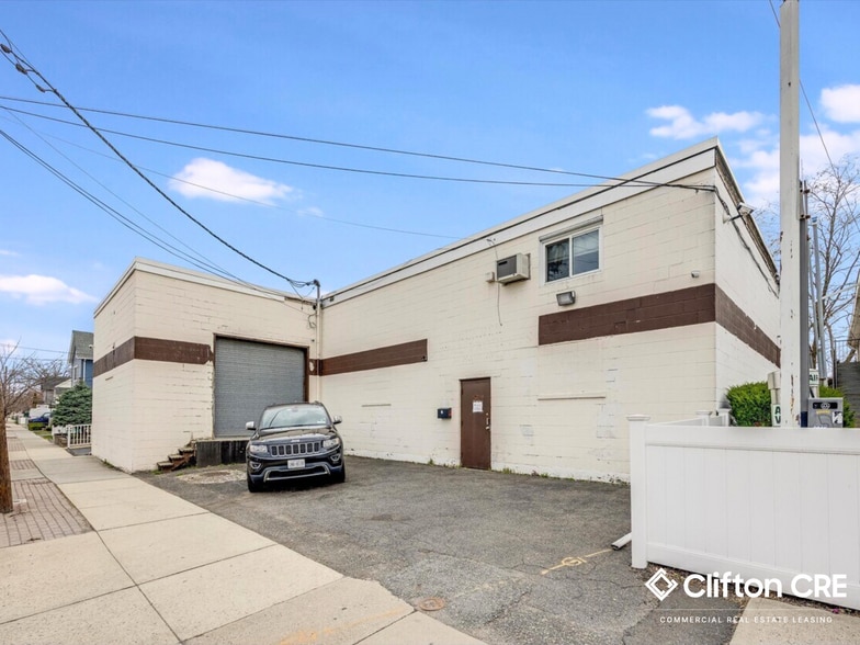 More Photos Of 16-20 Main Ave, Wallington Industrial For Lease