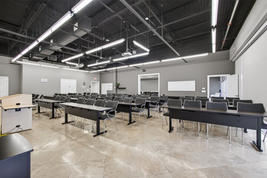 More Photos Of 2151 S Alternate A1A Hwy, Jupiter Medical For Sale