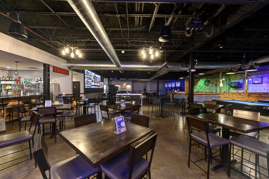 More Photos Of 18409 S Halsted St, Glenwood Storefront For Sale