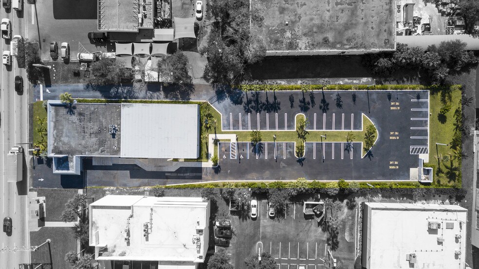 More Photos Of 1441 S Powerline Rd, Pompano Beach Auto Dealership For Lease