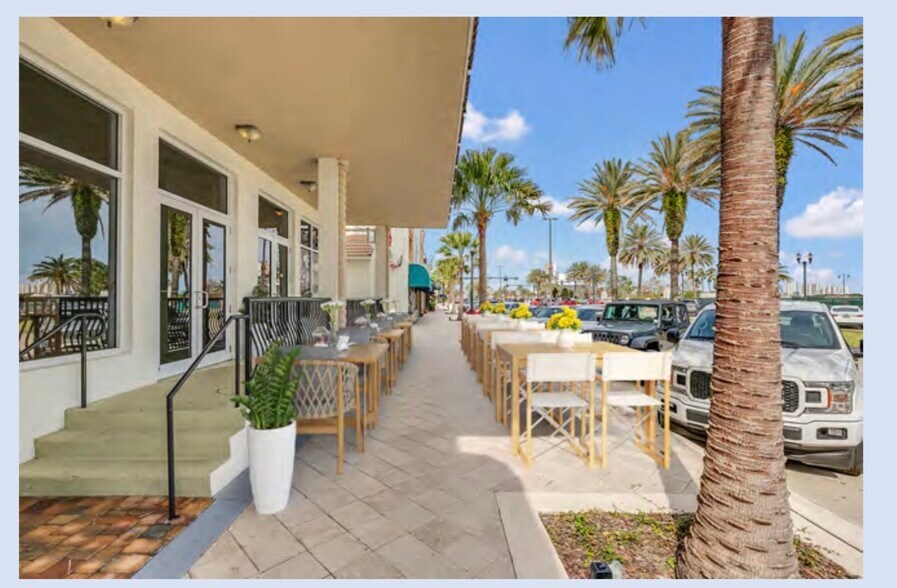 More Photos Of 128 S Beach St, Daytona Beach Apartments For Lease