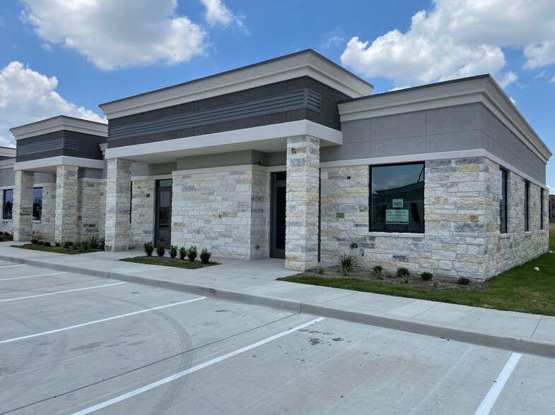 More Photos Of 23410 Grand Reserve Dr, Katy Office For Lease