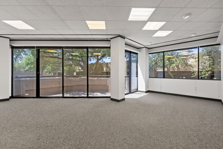 More Photos Of 6300 La Calma Dr, Austin Office For Lease