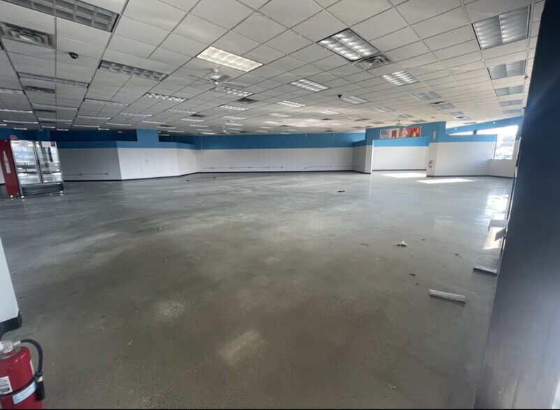 More Photos Of 2065 Lathrop Ave, Racine Freestanding For Lease