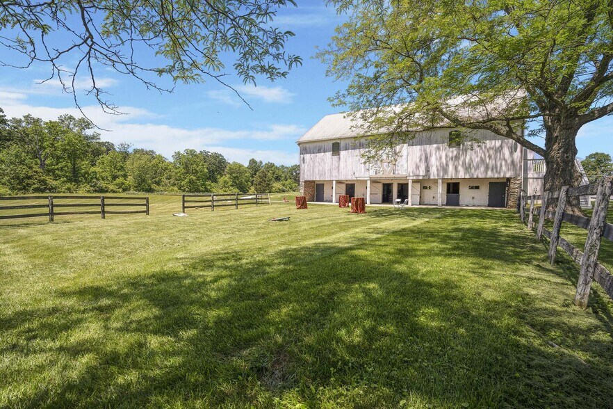 More Photos Of 1902 Jefferson Pike, Brunswick Lodge Meeting Hall For Lease
