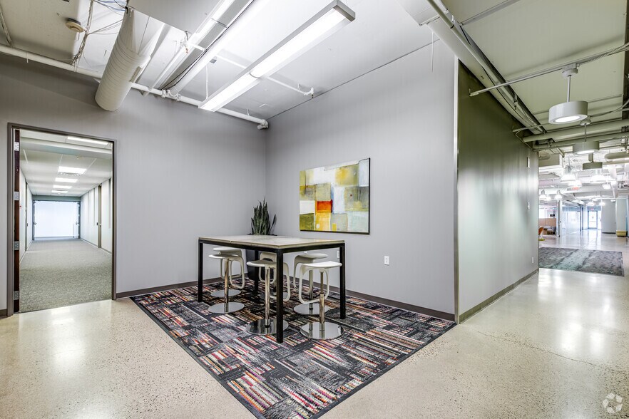 More Photos Of 12900 Whitewater Dr, Minnetonka Unknown For Lease