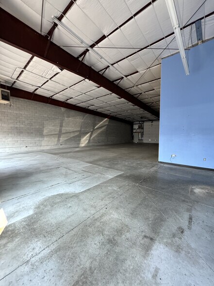 More Photos Of 1572 N 25th E, Ammon General Retail For Lease