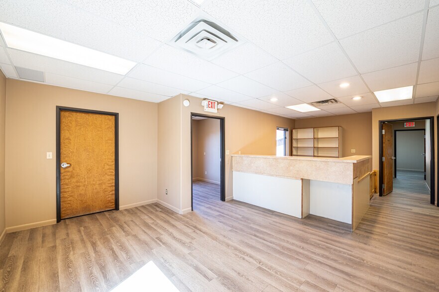 More Photos Of 1313 S Saint Francis Dr, Santa Fe Healthcare For Lease