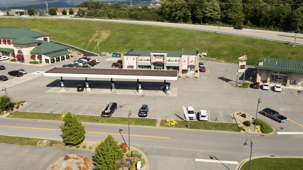 More Photos Of 5000-6000 Mid Atlantic Dr, Morgantown Storefront Retail Office For Lease