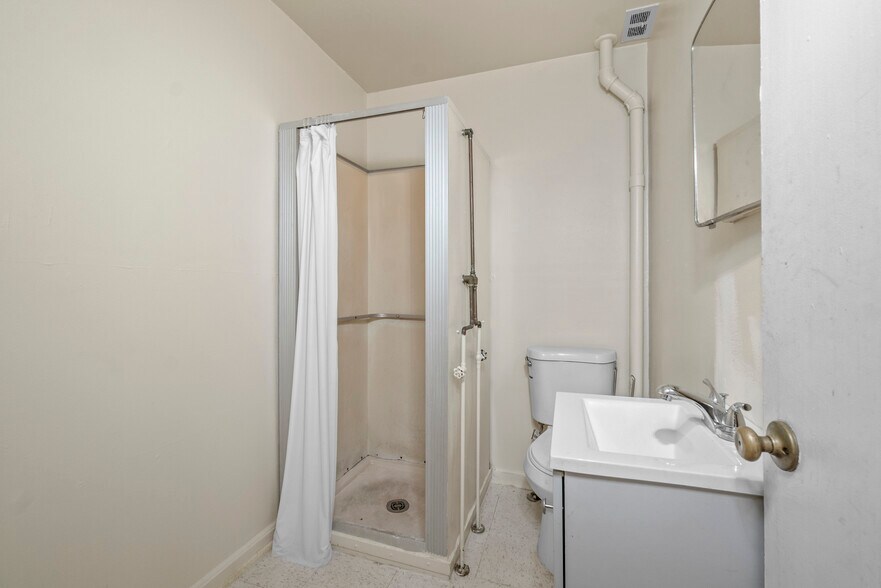 More Photos Of , Baltimore Multifamily For Sale