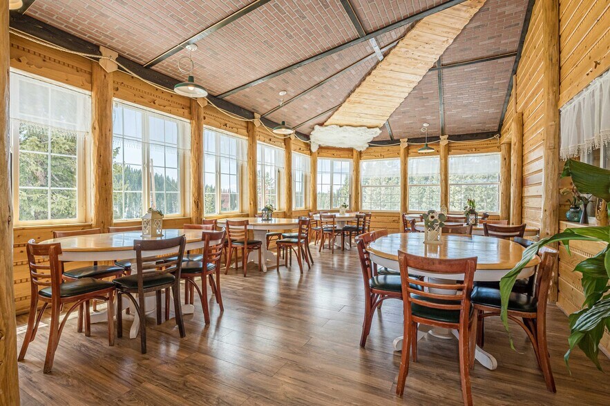 More Photos Of 21221 Baron Lake Dr, Cedaredge Hotel For Sale