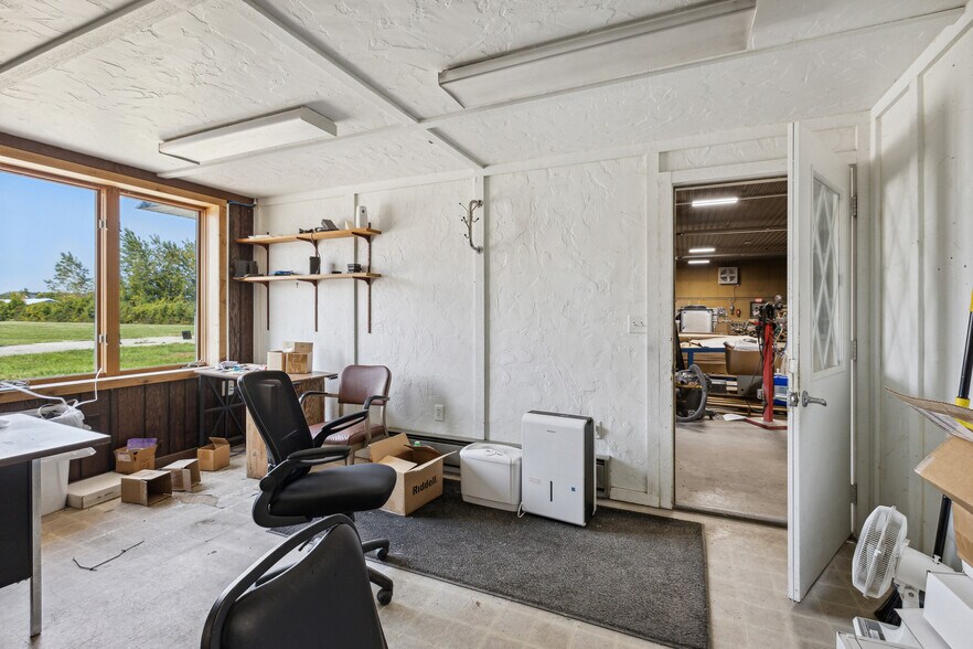 More Photos Of 683 River Rd, Bay City Manufacturing For Sale