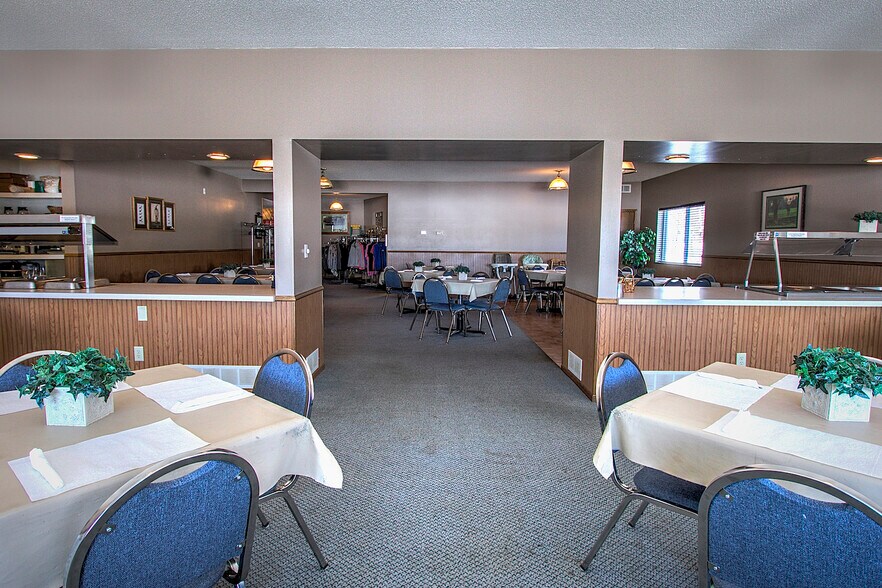 More Photos Of 31886 County Road 3, Eagle Bend Showroom For Sale