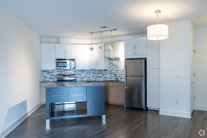 More Photos Of 2900 Main Line Blvd, Alexandria Apartments For Sale