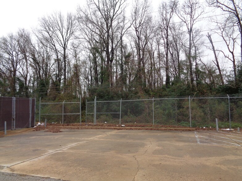 More Photos Of 0 N Fwy & Briar Grove Dr, Houston Land For Sale