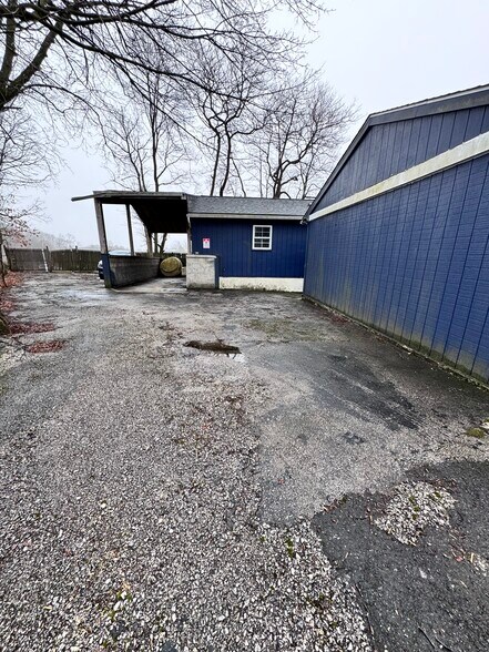 More Photos Of 2 N Lakeside Ave, Berwyn Office For Lease