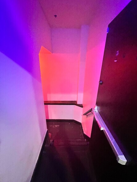 More Photos Of 605-607 Manhattan Ave, Brooklyn Apartments For Lease