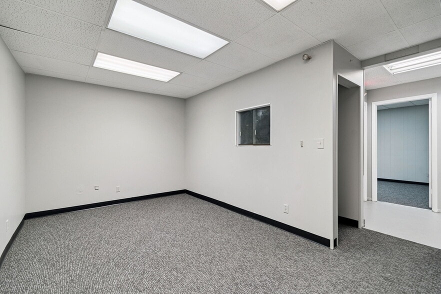 More Photos Of 715 McDuff Ave N, Jacksonville Storefront Retail Residential For Sale