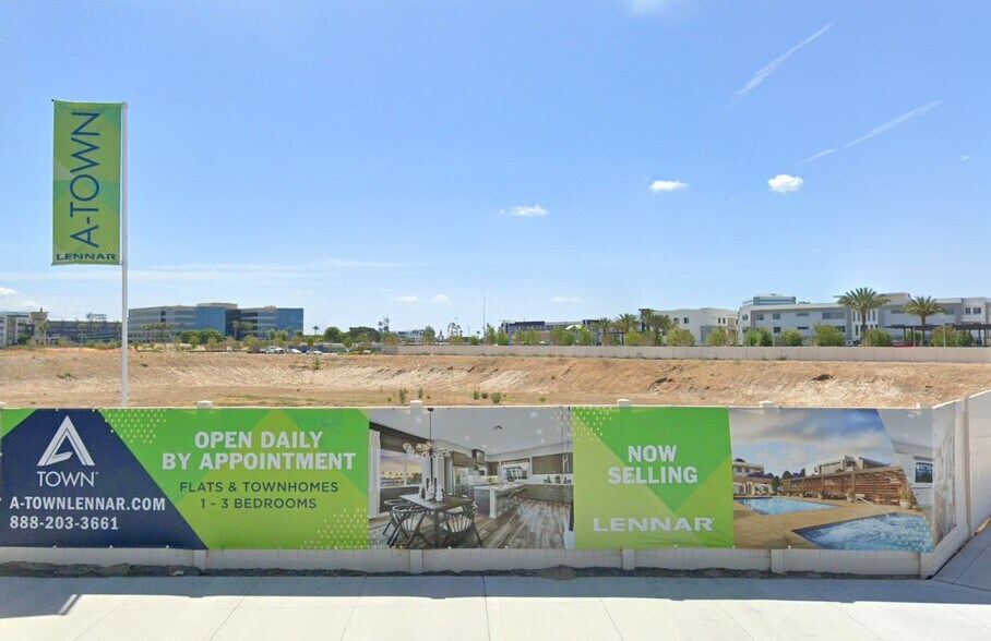 More Photos Of Katella & Market @ Market & Katella, Anaheim Apartments For Lease