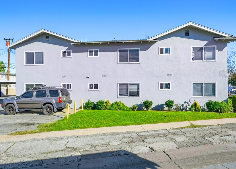 More Photos Of 10761 Palma Vista Ave, Garden Grove Apartments For Sale