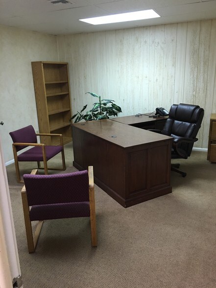 More Photos Of 2550 Washington Blvd, Ogden Office For Lease