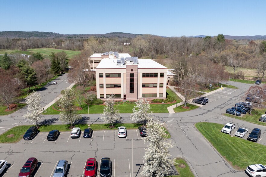 More Photos Of 16 Yankee Candle Way, South Deerfield Medical For Lease