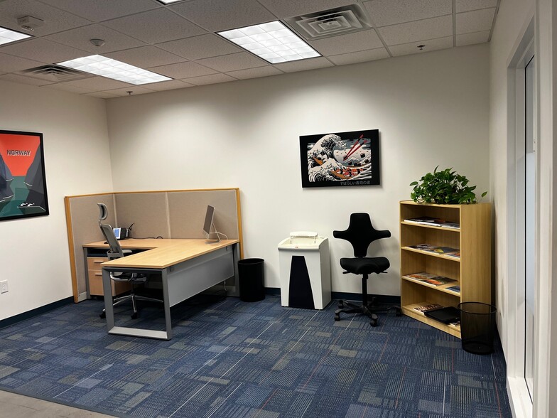 More Photos Of 501 Eastowne Dr, Chapel Hill Office For Sale