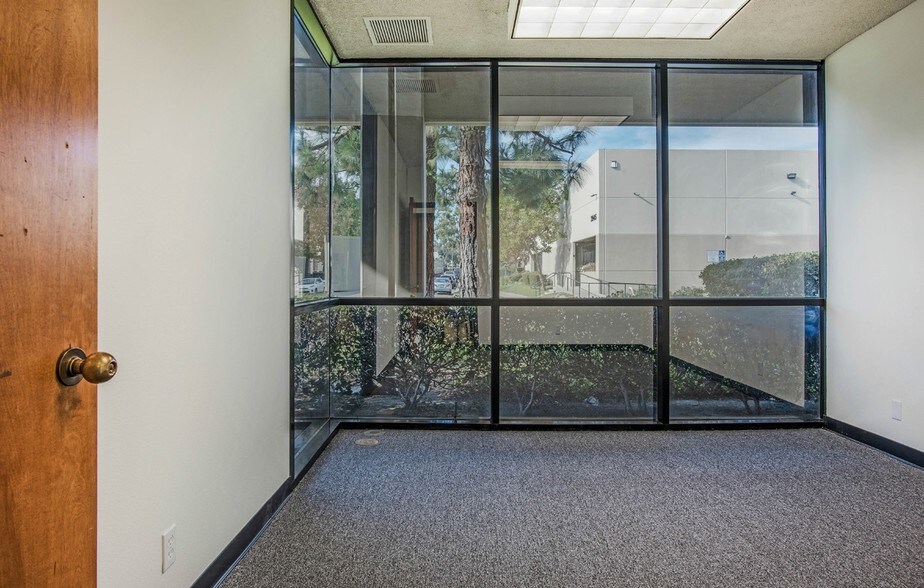 More Photos Of 2520 Mira Mar Ave, Long Beach Warehouse For Lease