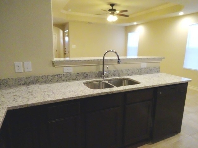 More Photos Of 6407 Luglio Ln, San Antonio Apartments For Sale