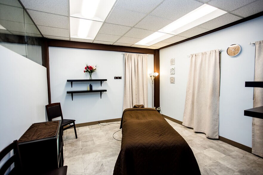 More Photos Of 444 17th St, Oakland Office For Sale