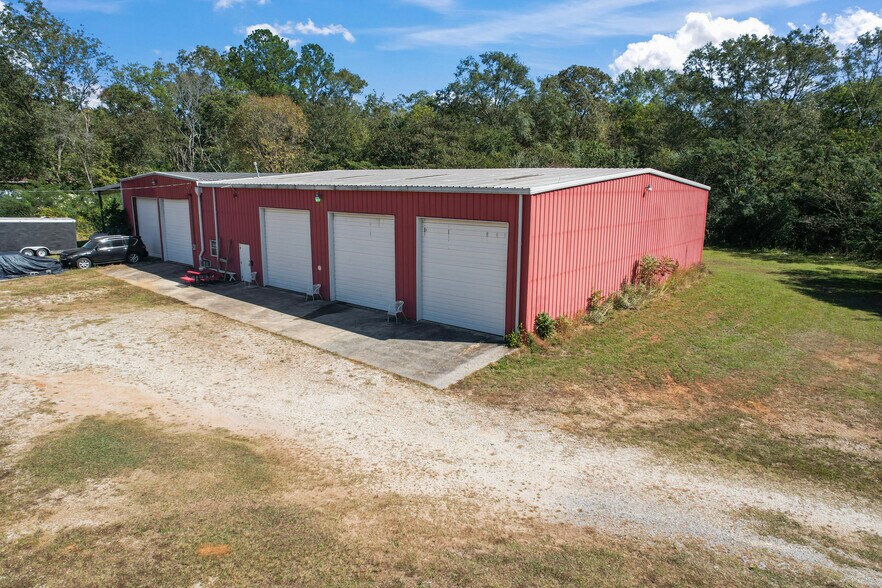 More Photos Of 84 Thurman Rd, Sylacauga Truck Terminal For Sale