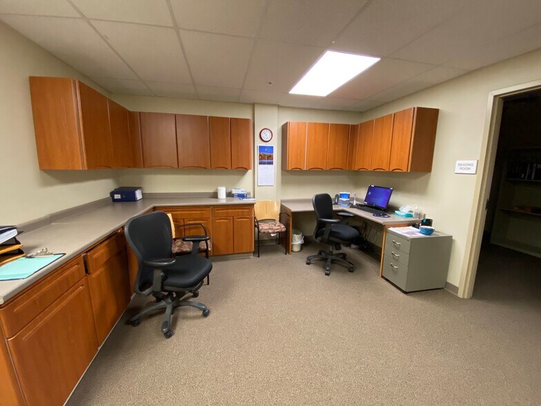 More Photos Of 955 Eastwind Dr, Westerville Medical For Lease