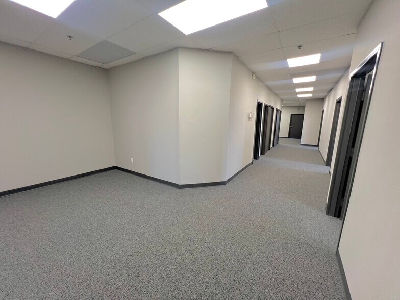 More Photos Of 310 Paterson Plank Rd, Carlstadt Manufacturing For Lease